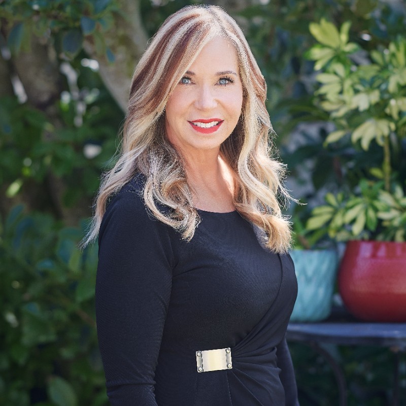 Hollee Kier Wealth Management Advisor